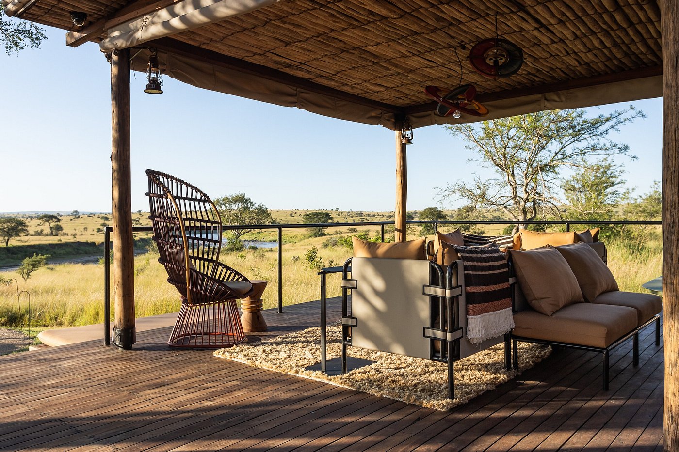 main-lounge-area-in-camp