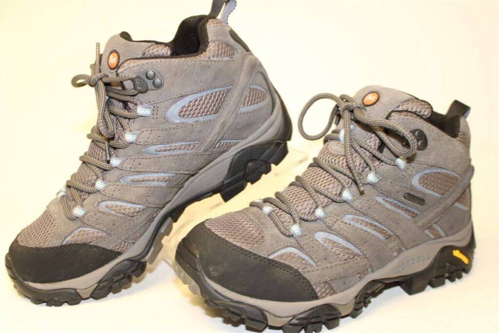hIKING BOOT